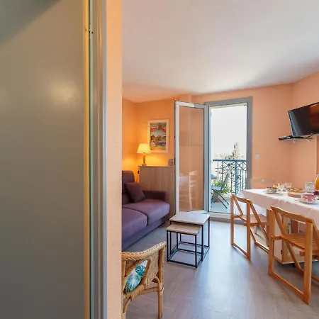 Апартаменты Parc De Pontaillac-30 By Interhome *