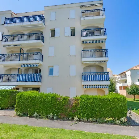 Апартаменты Parc De Pontaillac-30 By Interhome *